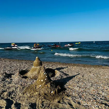 Apartment Summerland Niki Mamaia